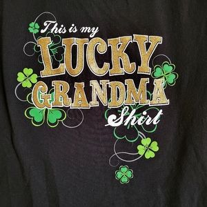 This is my Lucky Grandma Shirt Short Sleeve T-Shirt Glitter St. Patrick's Day